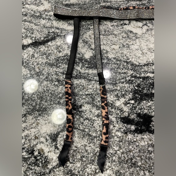 Victoria’s Secret Garter Belt Cheetah Print M/L - Picture 8 of 12